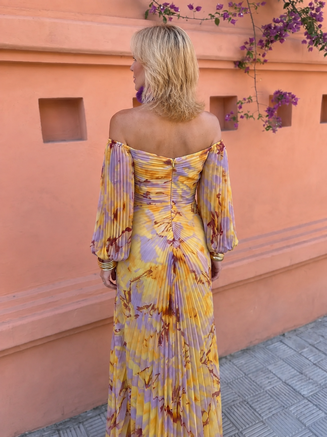 Monique | Sierlijke Maxi-jurk met Diepe Halslijn
