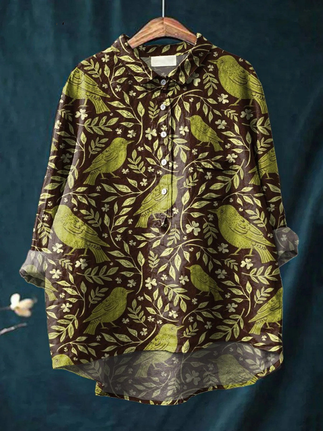 Mientje | Sierlijke Bloemenblouse met Vogelprint