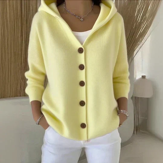 Karlijn | Warm Capuchonvest met Knoopsluiting