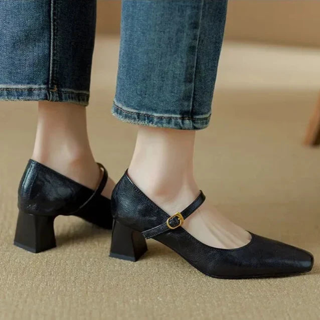 Marlieke | Elegante Pumps met Enkelbandje