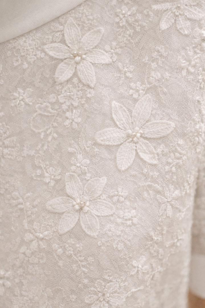 Hermien | Bloemengeborduurde Blouse