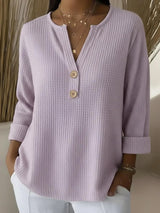 Beatrijs | Verfijnde Henley-Top met Knopen