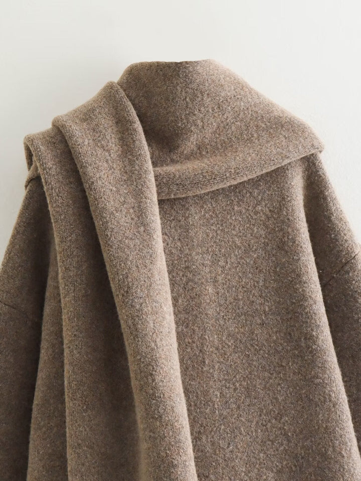 Betje | Warm Sjaalvest met Kraag