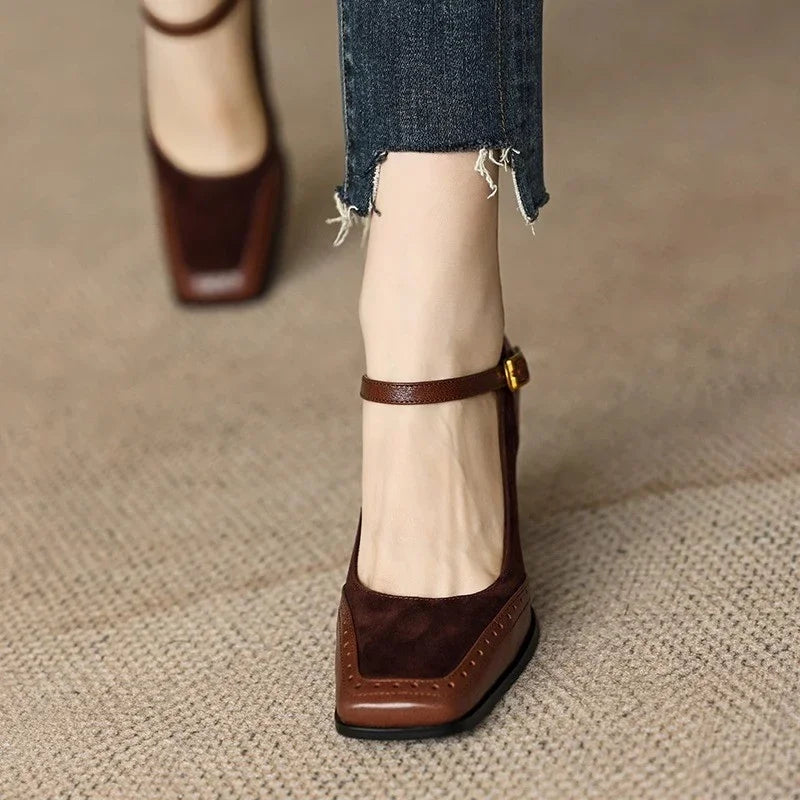 Astrid | Klassieke Enkelband Pumps