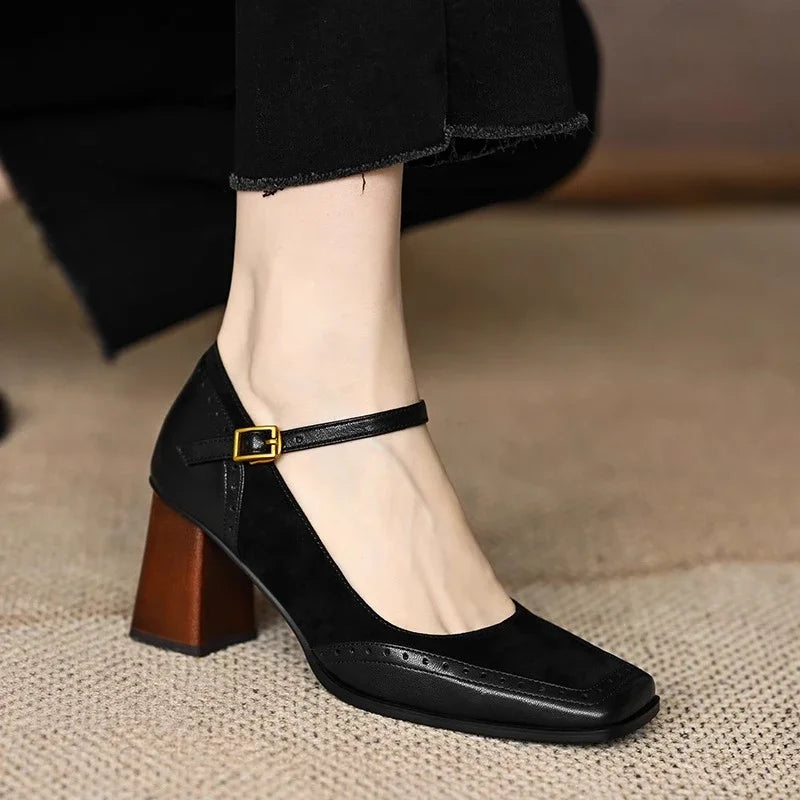 Astrid | Klassieke Enkelband Pumps
