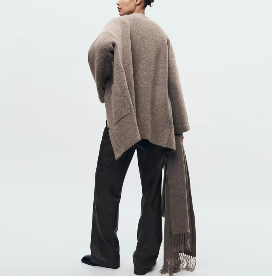 Betje | Warm Sjaalvest met Kraag