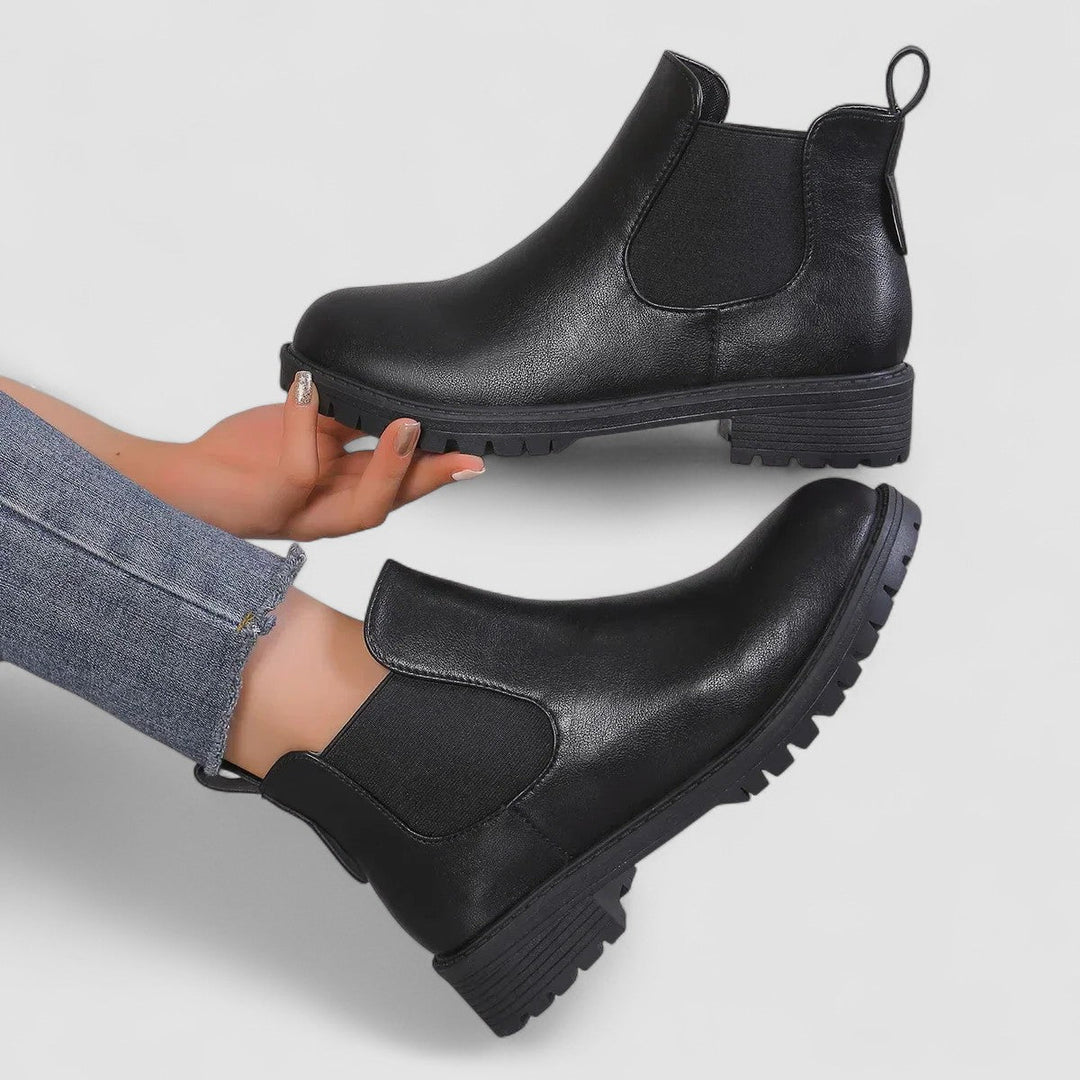 Hanneke | Comfortabele Chelsea Enkellaarsjes