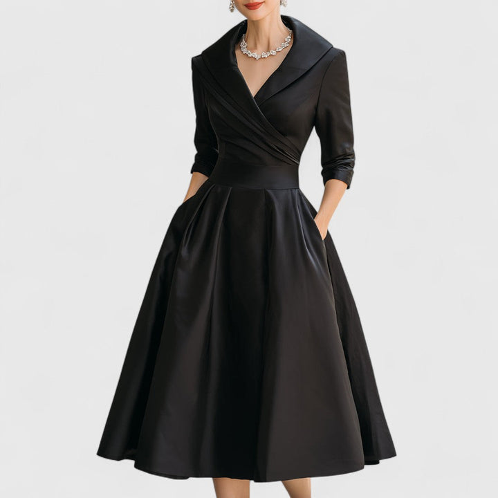 Catharina | Elegante Getailleerde Jurk