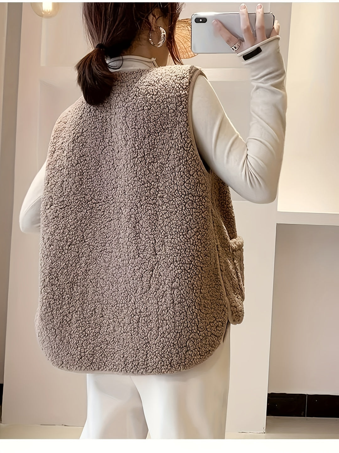 Gerdine | Zachte Bodywarmer met Knoopsluiting