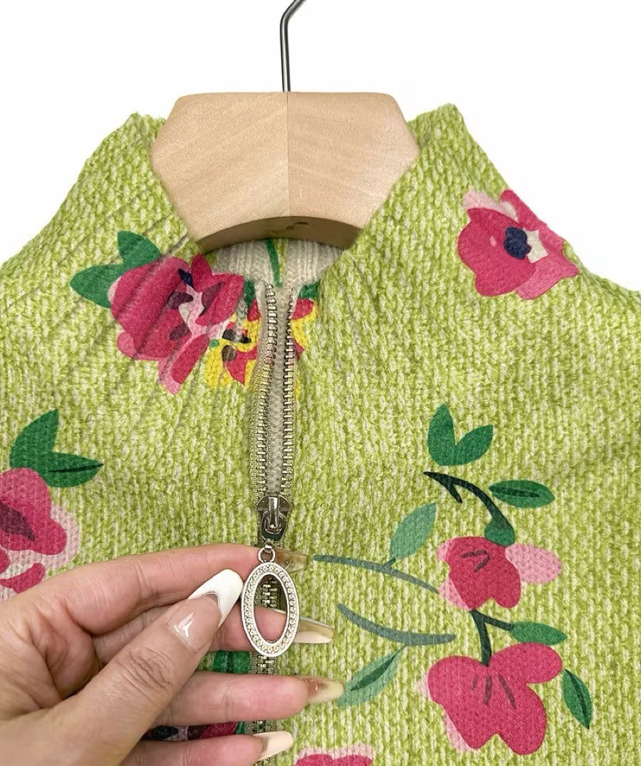 Dieke | Bloemrijk Vest met Rits