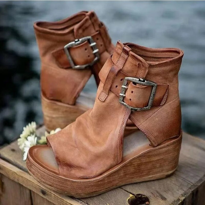 Roos | Comfortabele Sleehak Sandalen