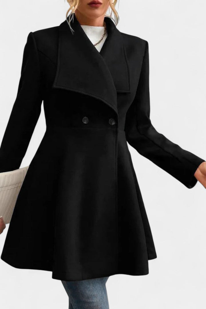 Katelijne | Getailleerde Peplum Mantel