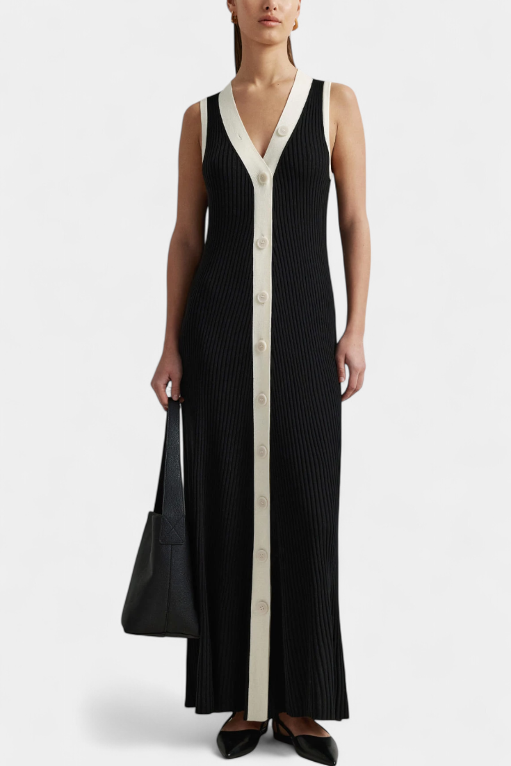 Josien | Elegante Lange Jurk met Contrastknopen