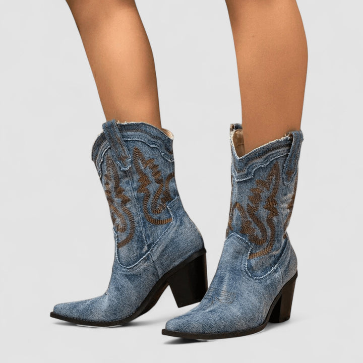 Bianca | Elegante Western Enkellaarzen