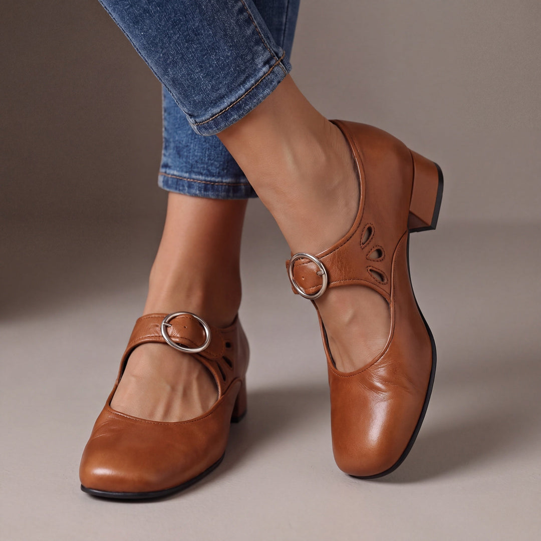 Cornelia | Elegante Bandschoenen met Blokhak