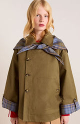 Fien | Oversized Korte Jas met Dubbele Knooprij