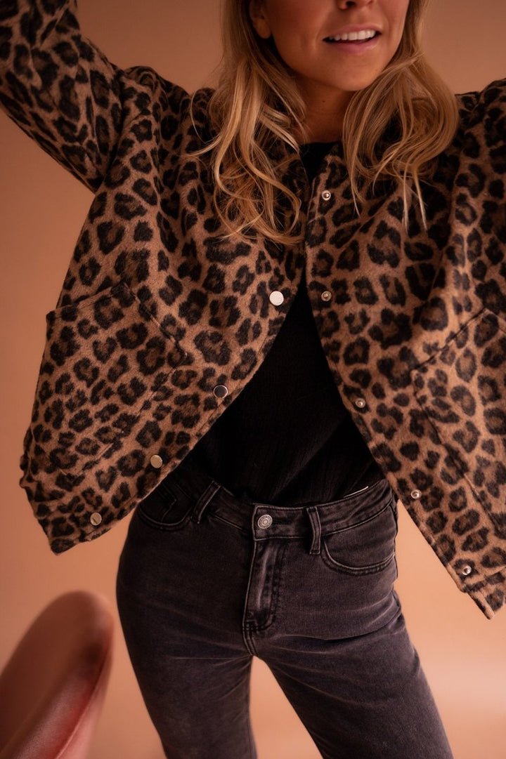 Linda | Oversized Jack met Luipaardprint