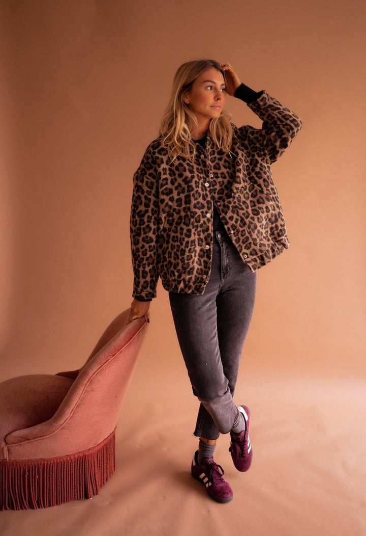 Linda | Oversized Jack met Luipaardprint