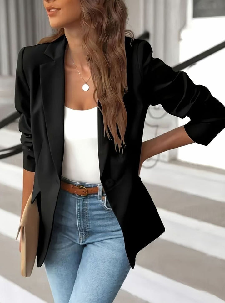 Doortje | Getailleerde Blazer met Geplooide Mouwen